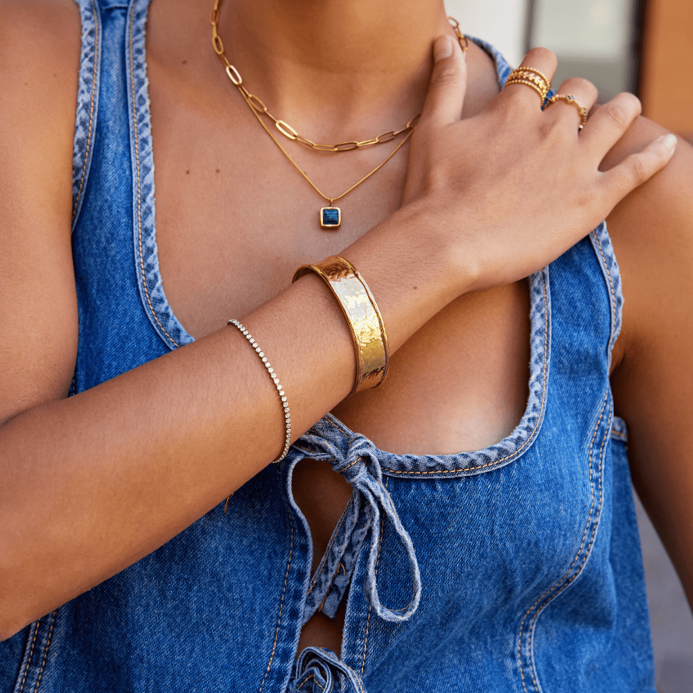Nica Gold Bangle - Beautiful Earth Boutique
