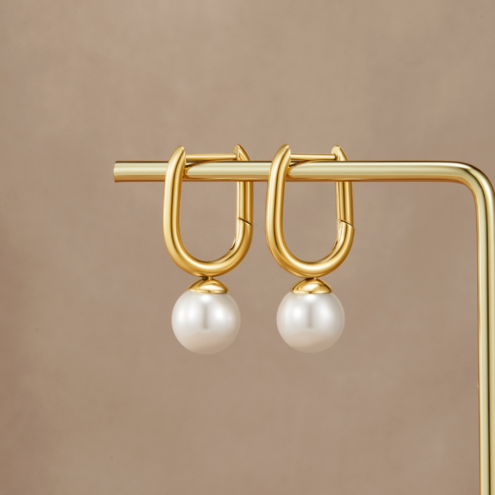 Cora Pearl Hoop Earrings