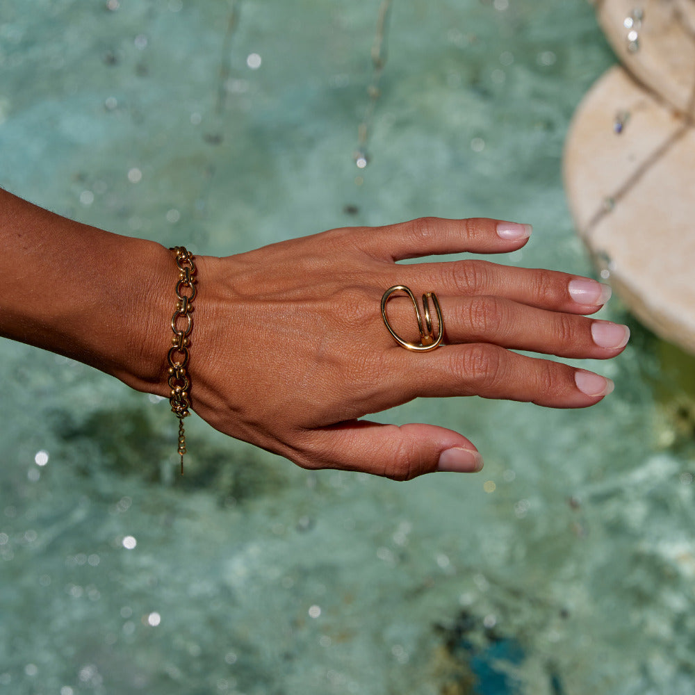 Ava Twisted Wave Ring