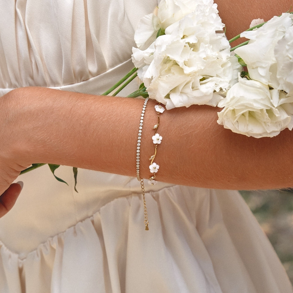 Golden White Pearl Blossom Bracelet