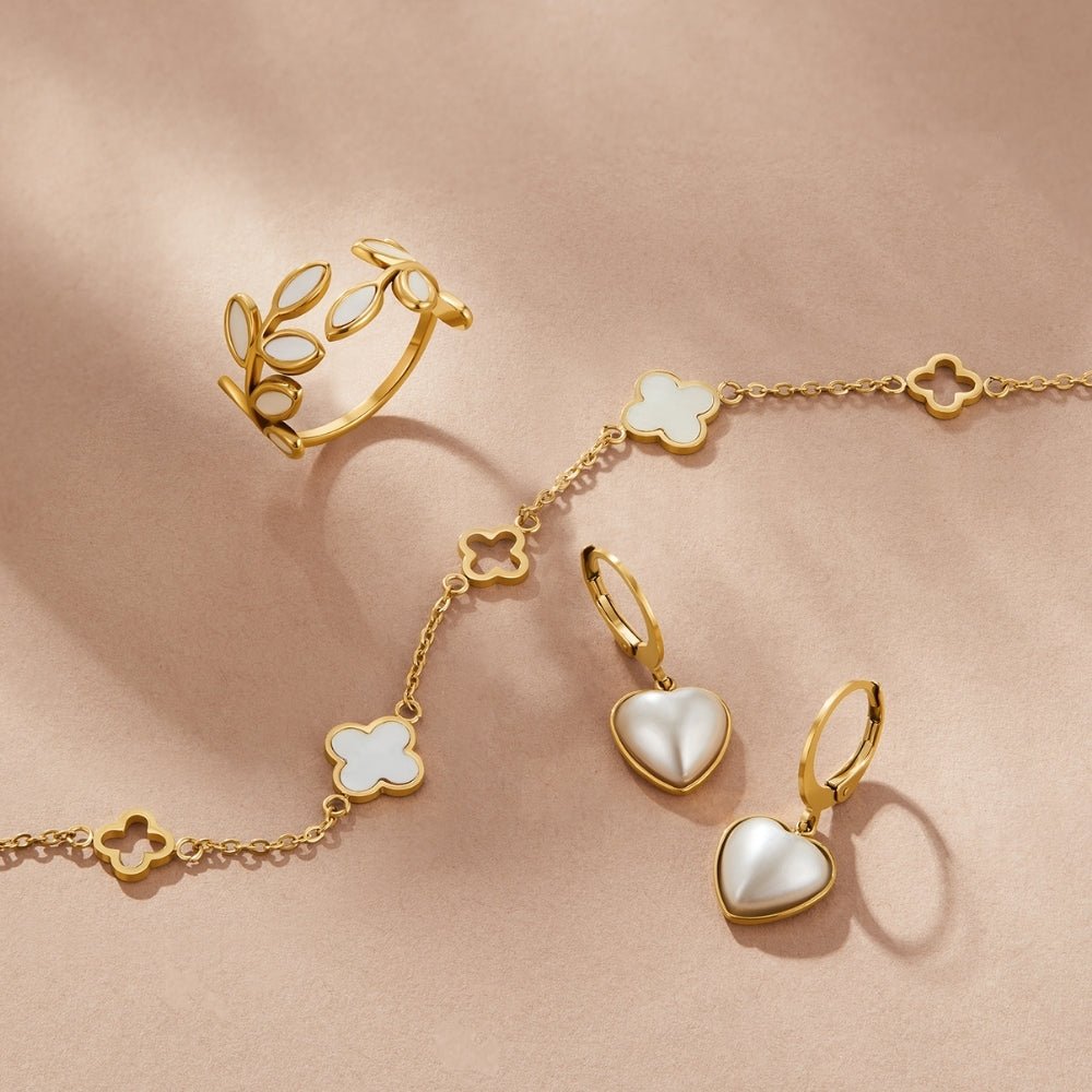 Black Friday Envelope - 3 Mystery Jewellery Pieces - Beautiful Earth Boutique