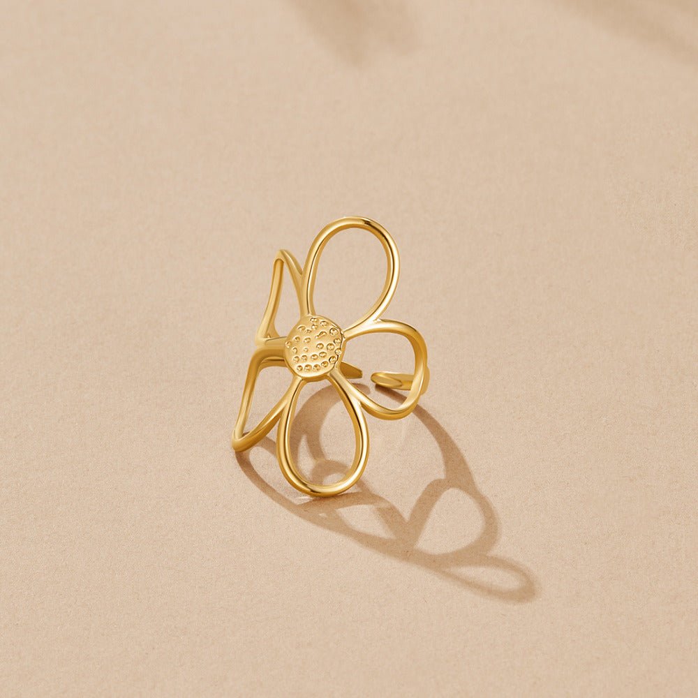 Golden Daisy Flower Ring - Beautiful Earth Boutique